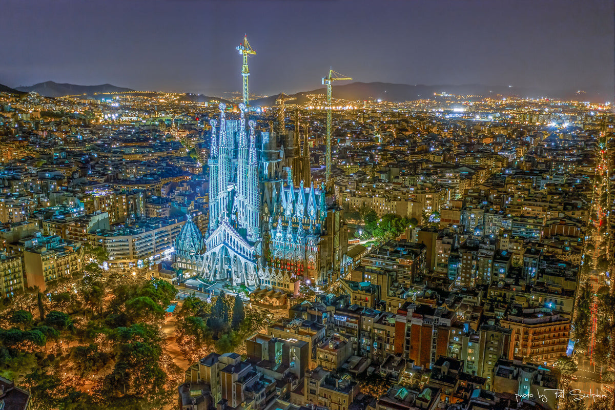 Aerial of La Sagrada Familia